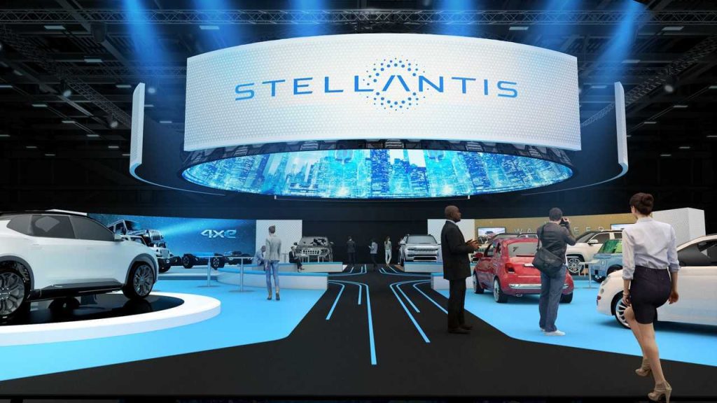 Stellantis ve Mistral AI'dan Yapay Zeka Hamlesi: Otomotivde Geleceğe Yolculuk Stellantis ve Mistral ai